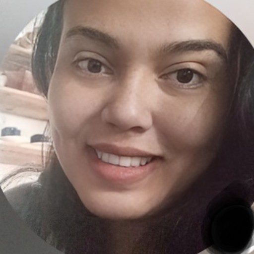 Ana Ruth 