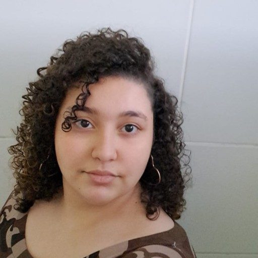 Ana Carolina Pereira Azize 
