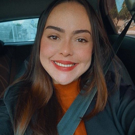 Vanessa Pereira 