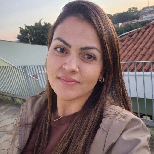 Karla Braga Redondano 