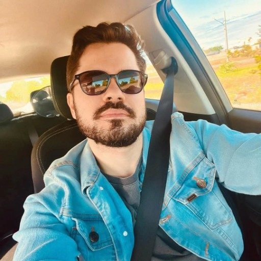 Tiago altíssimo 