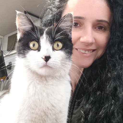 Janaira Fernanda Espindola