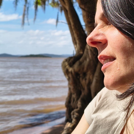 Clarissa Brito Barros
